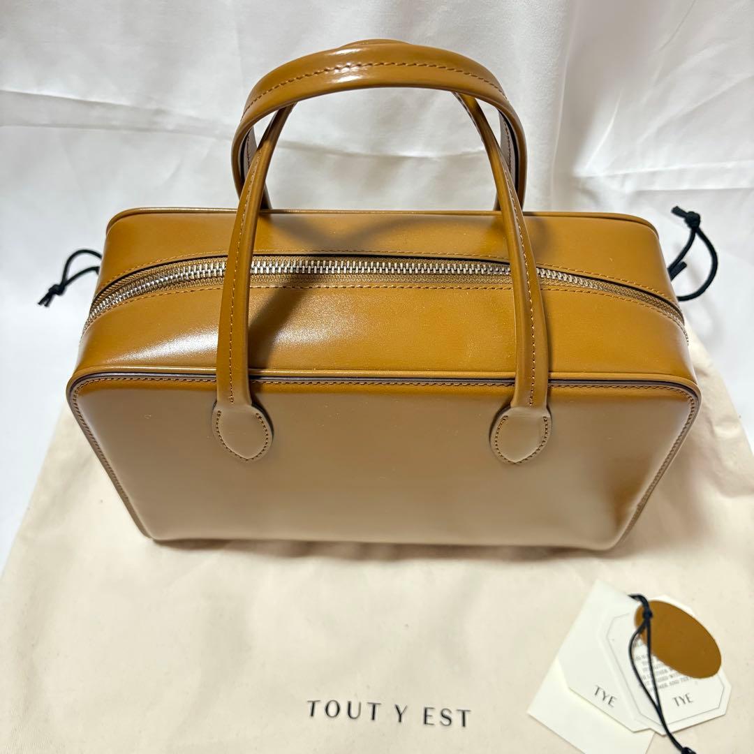 トゥティエ TOUT Y EST ロケバック small caramel