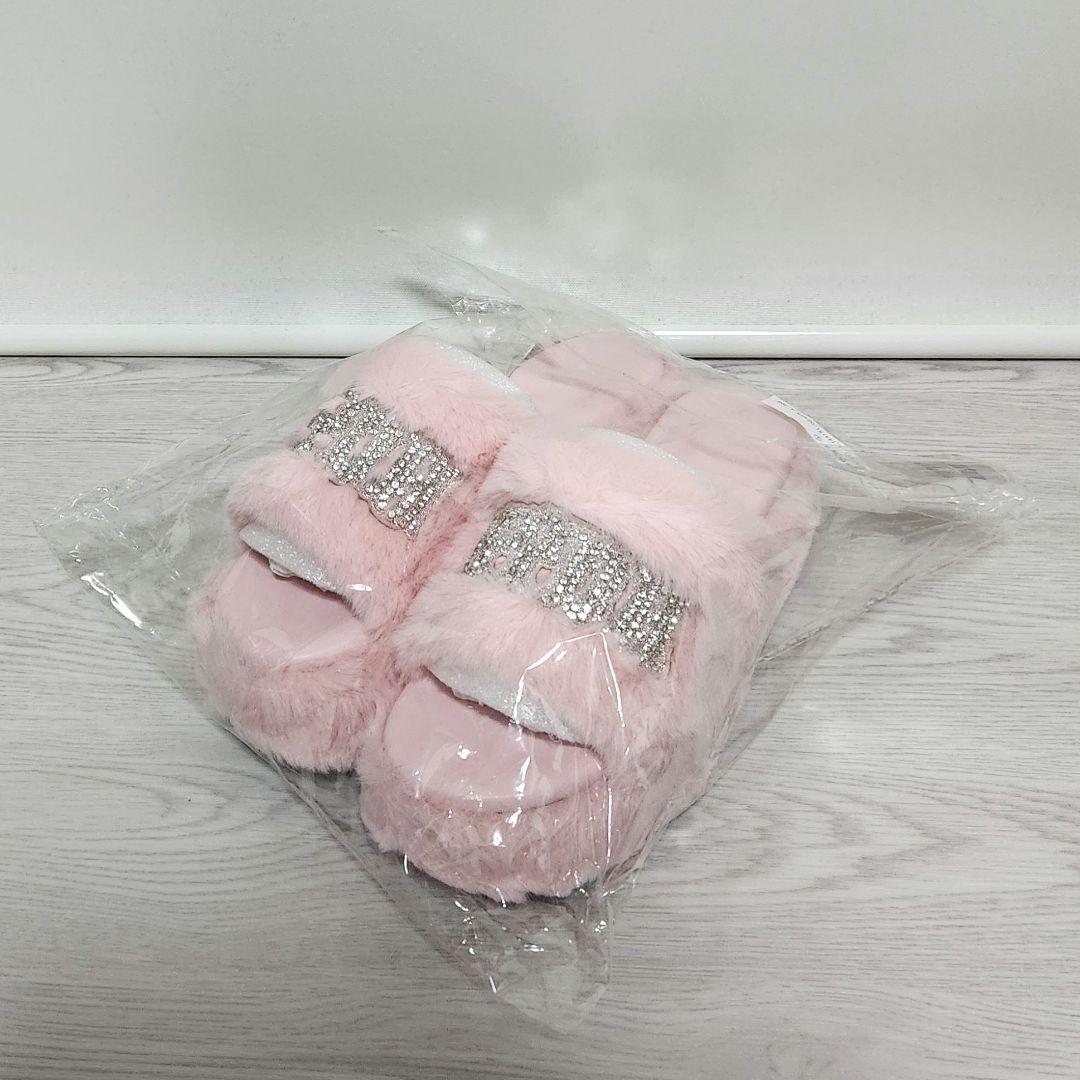 GYDA　最新作　ノベルティ　厚底　ファー　サンダル　ビジュー　PINK