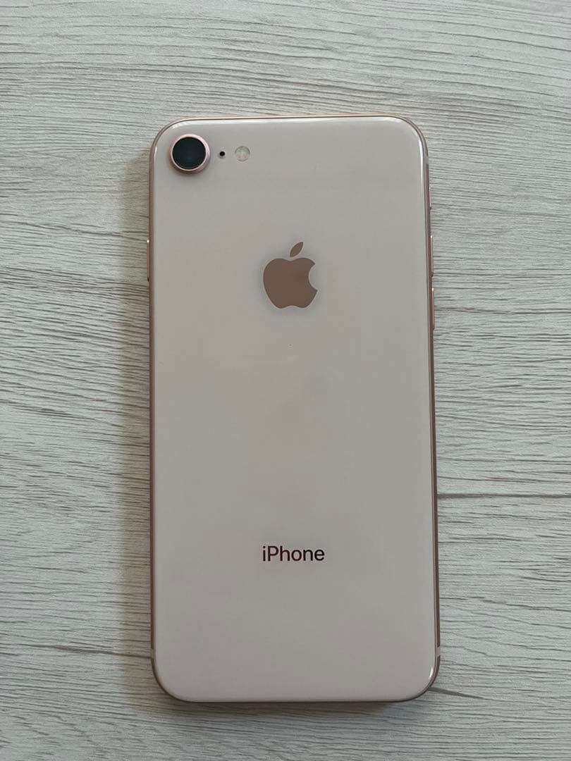 iPhone 8 64GB ピンクゴールド
