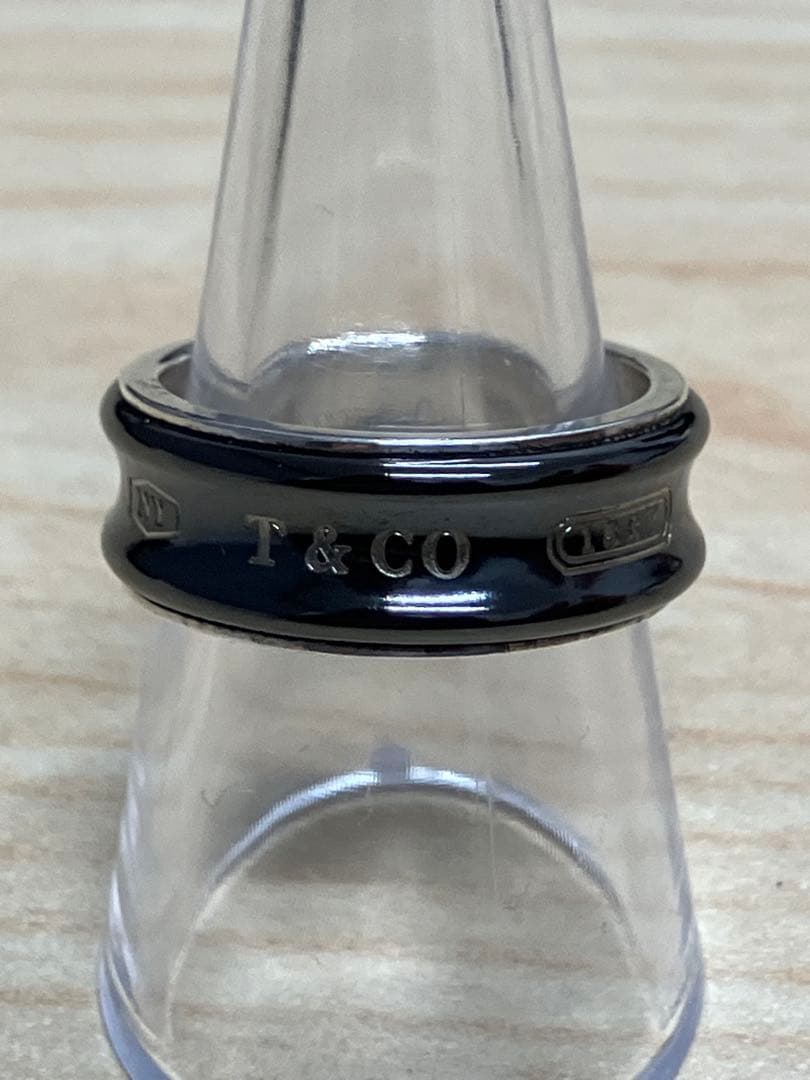 ティファニー 1837 ナロー リング ブラックチタン シルバー 指輪