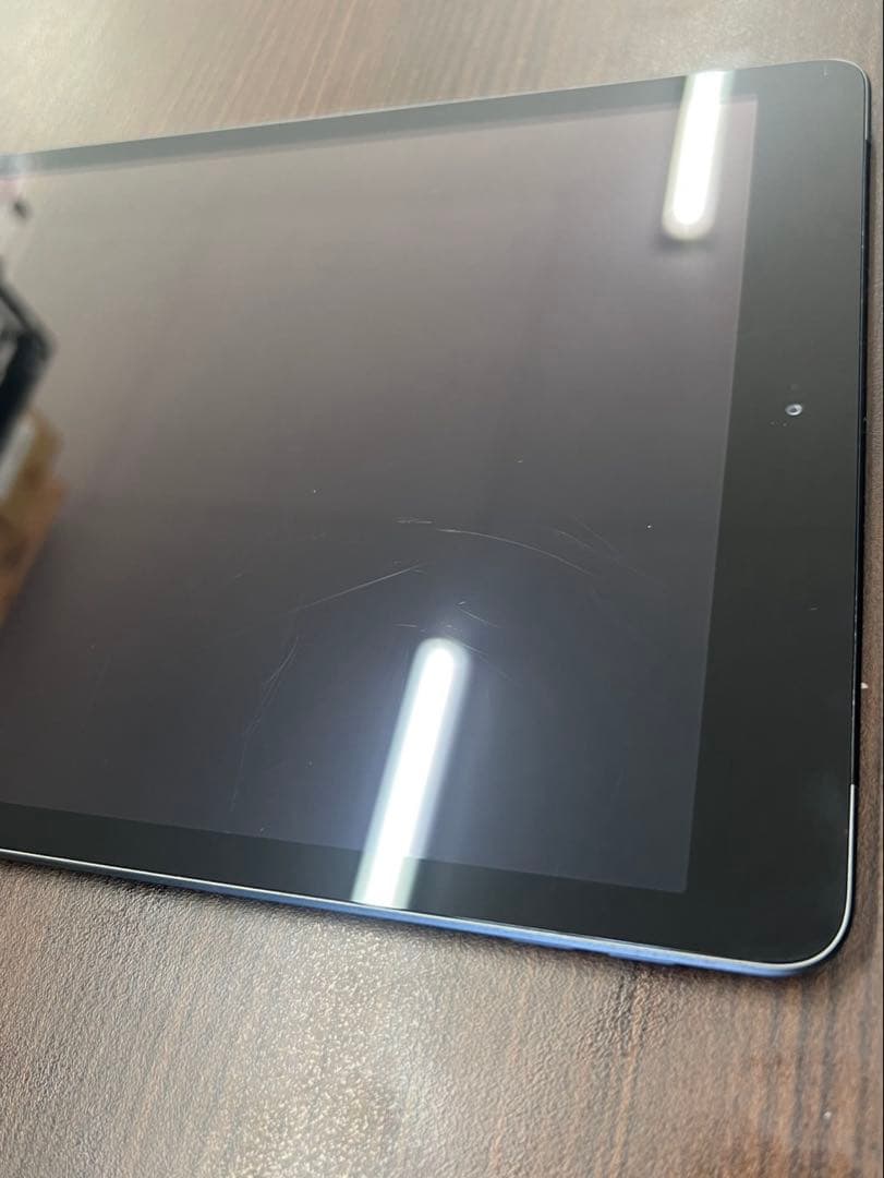 iPad第7世代　本体のみ（Wi-Fiモデル）