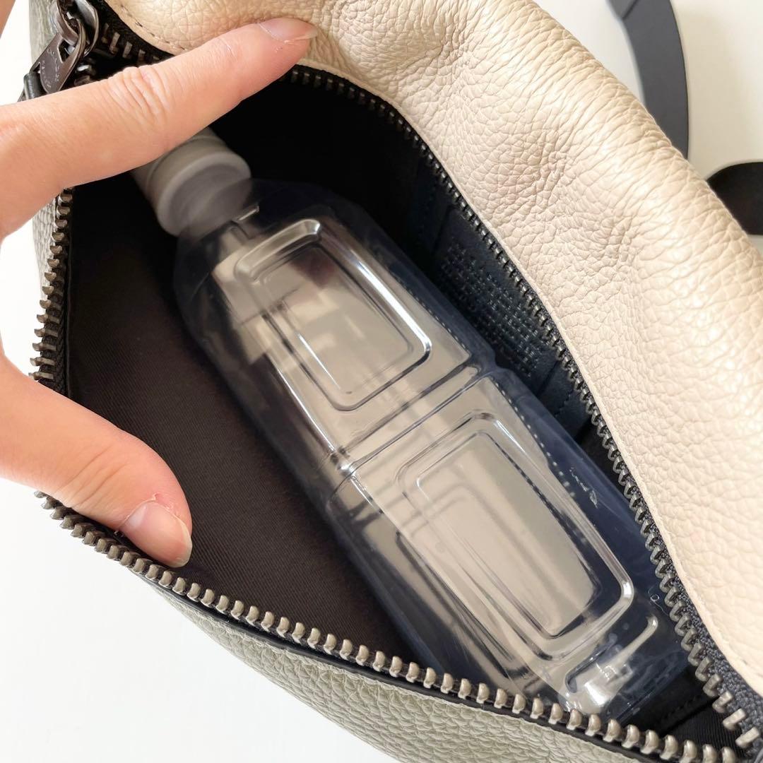 【ほぼ新品】COACH メンズ ボディバッグ ワーレン 本革 馬車