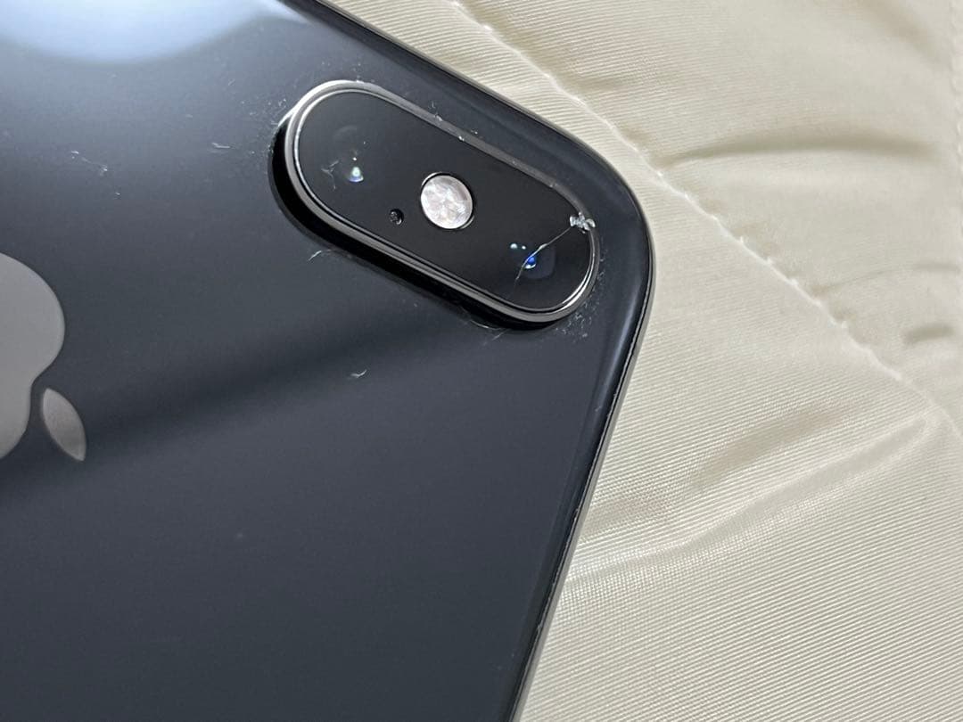 iPhone XS スペースグレイ　64GB