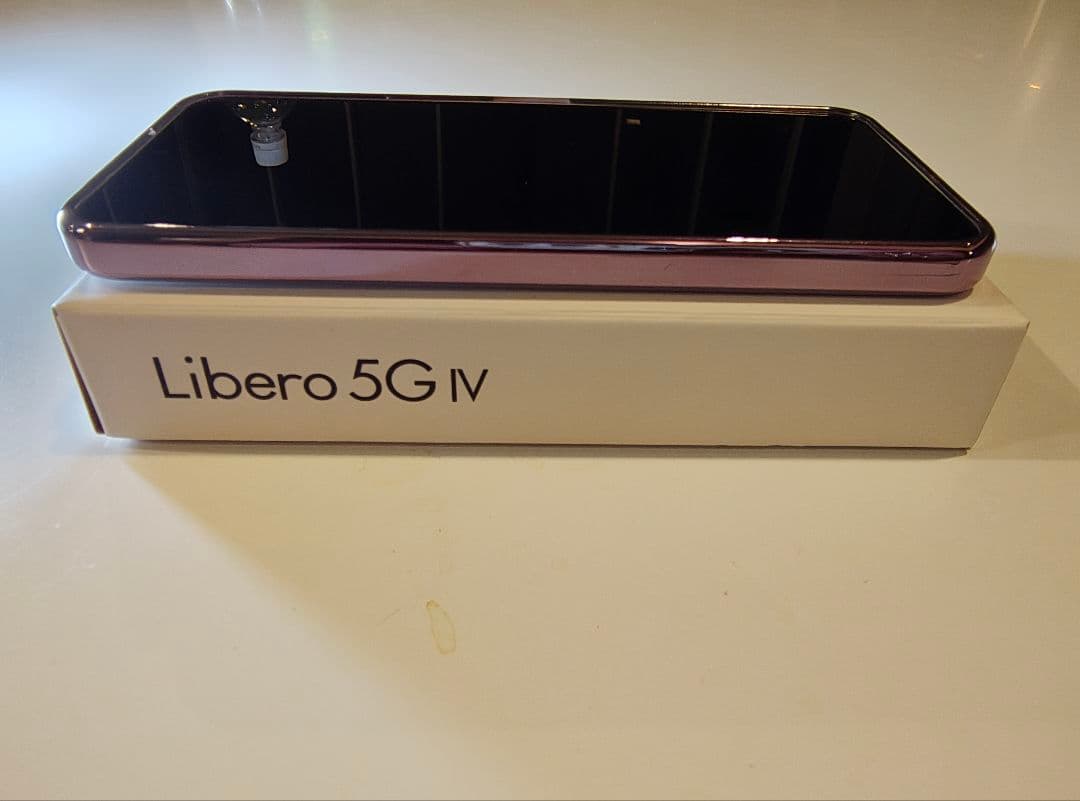 Libero 5G IV 本体 ホワイト ケース microSD64GB 付き