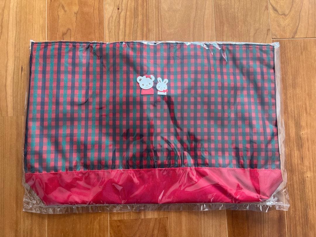 新品　ファミリア　バッグ　チェック　赤　レッスンバッグ