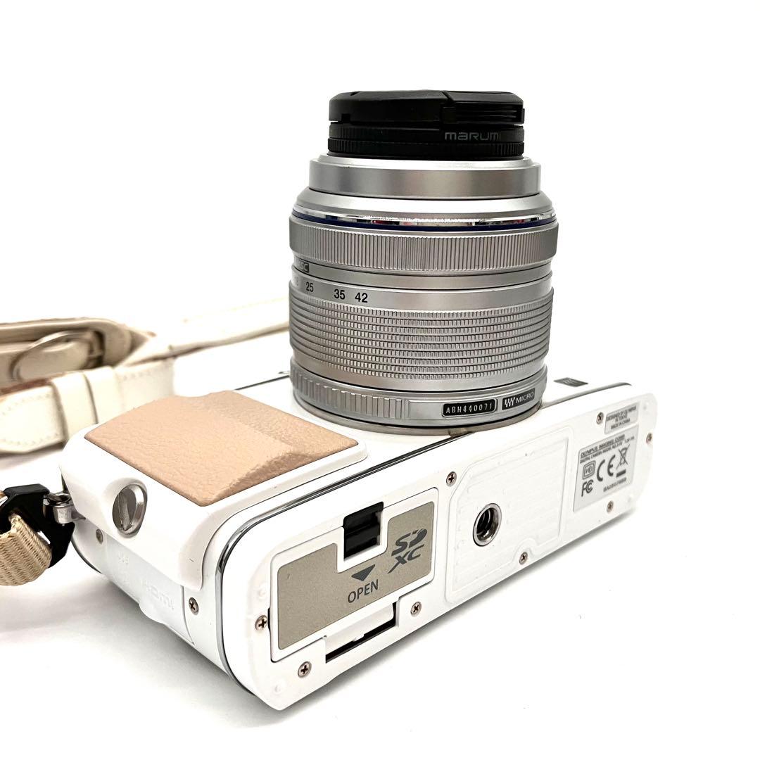 OLYMPUS E-P3 ホワイト　14-42mmレンズキット