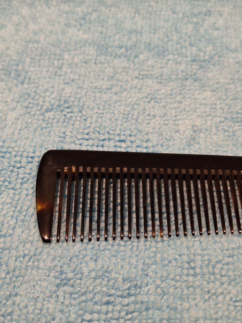 美品・理容職人向け本べっ甲櫛・中古品（NO.2）
