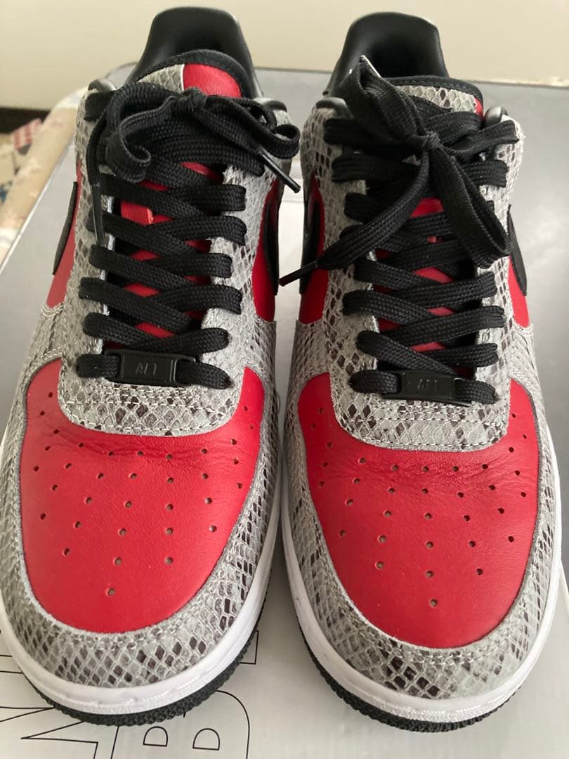 ナイキ　エアフォース1 アンロックド　by you バイユー　supreme