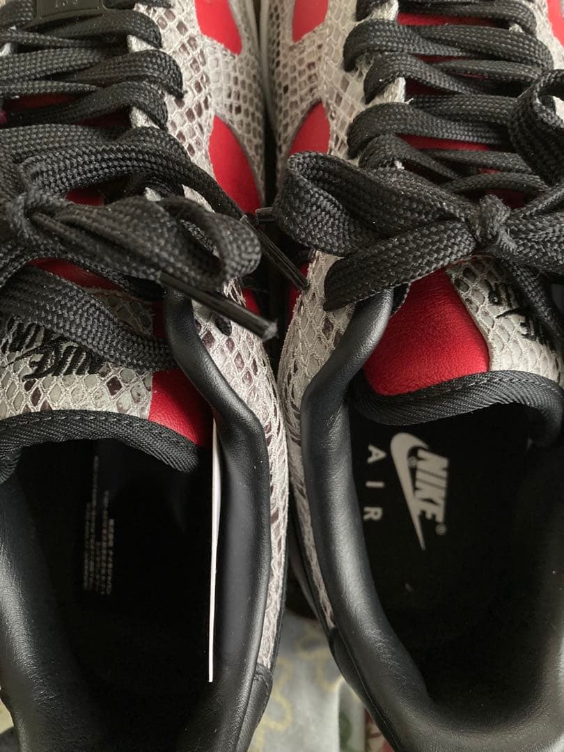 ナイキ　エアフォース1 アンロックド　by you バイユー　supreme