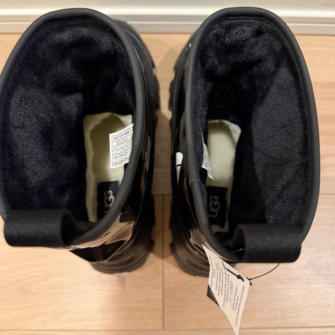 靴 UGG CLASSIC BRELLAH MINI 25cm