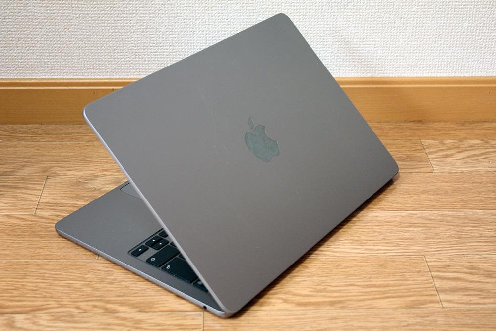 ぷいぷい【使用期間1年未満】Apple MacBook Air M3 13