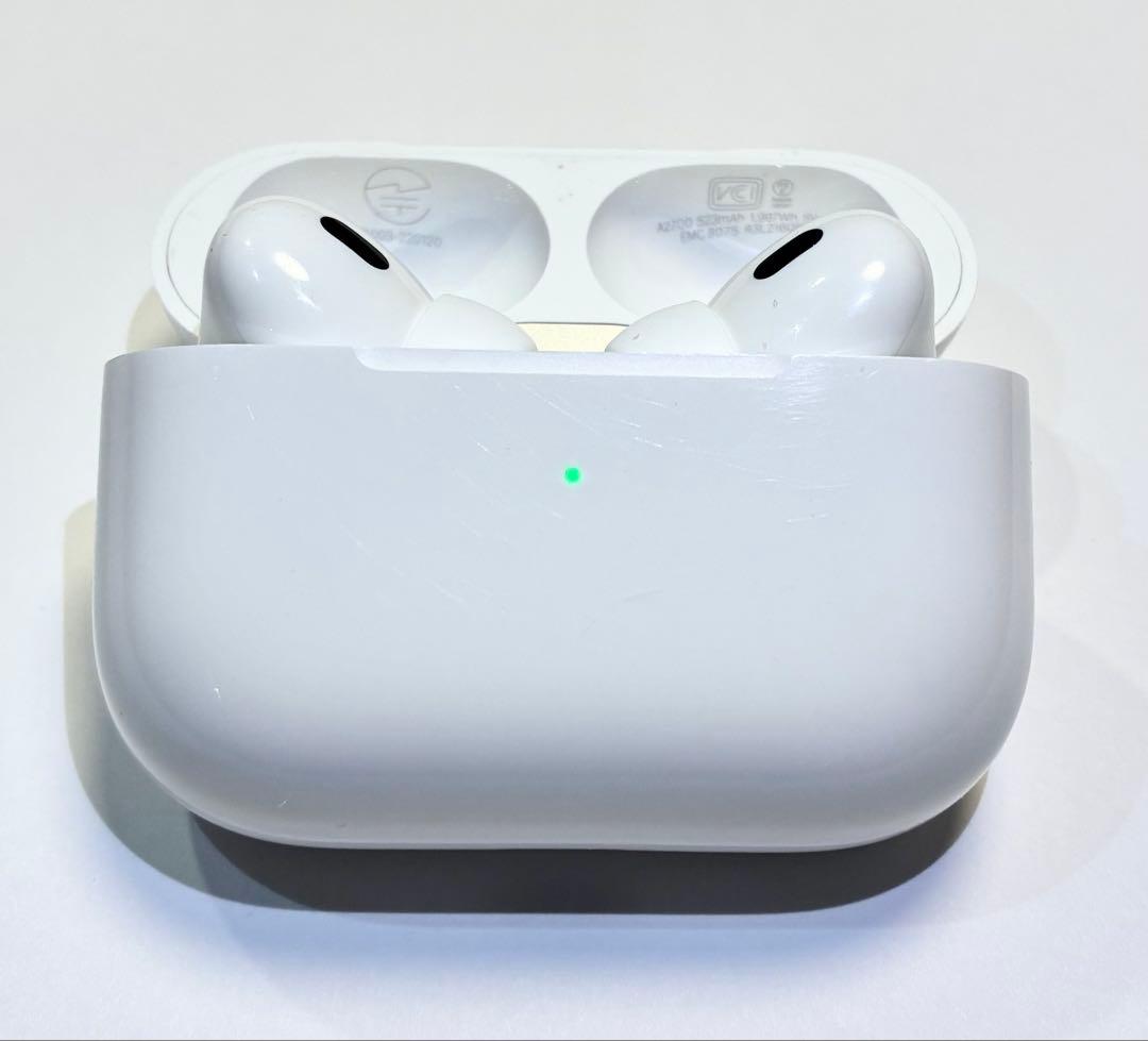 【中古品　消毒拭き取り済み】 Apple AirPods Pro（第2世代）
