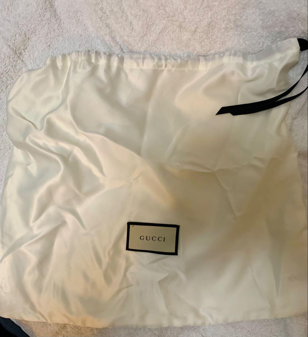 GUCCI グッチ　ボディバッグ　ブラック