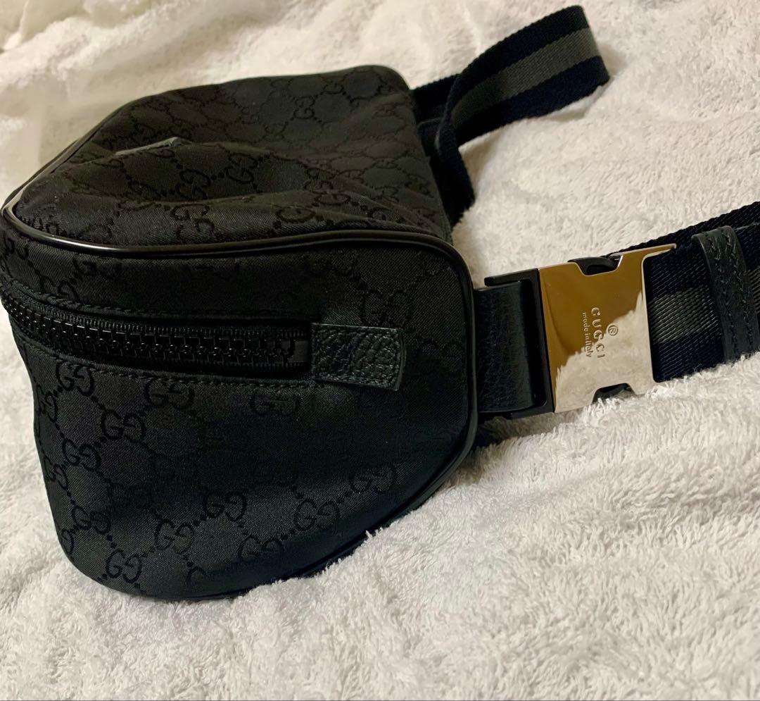 GUCCI グッチ　ボディバッグ　ブラック