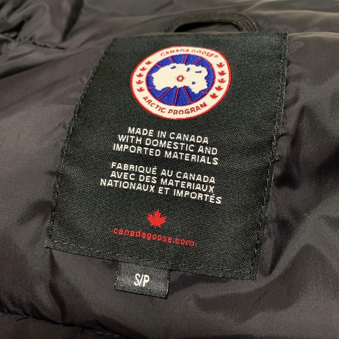 【美品】カナダグース　フリースタイルベスト　2832L　ワッペン　ブラック　S