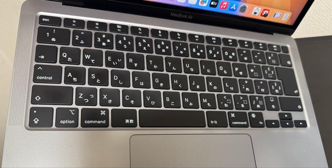 MacBook Air M1 16GB 512GB 充放電256回 残量84%