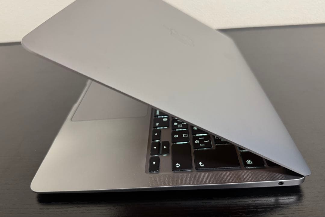 MacBook Air M1 16GB 512GB 充放電256回 残量84%
