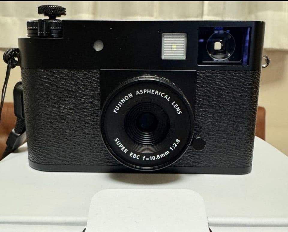 限定値下げ【新品同様】FUJIFILM X half X-HF1 ブラック