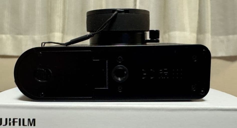 限定値下げ【新品同様】FUJIFILM X half X-HF1 ブラック