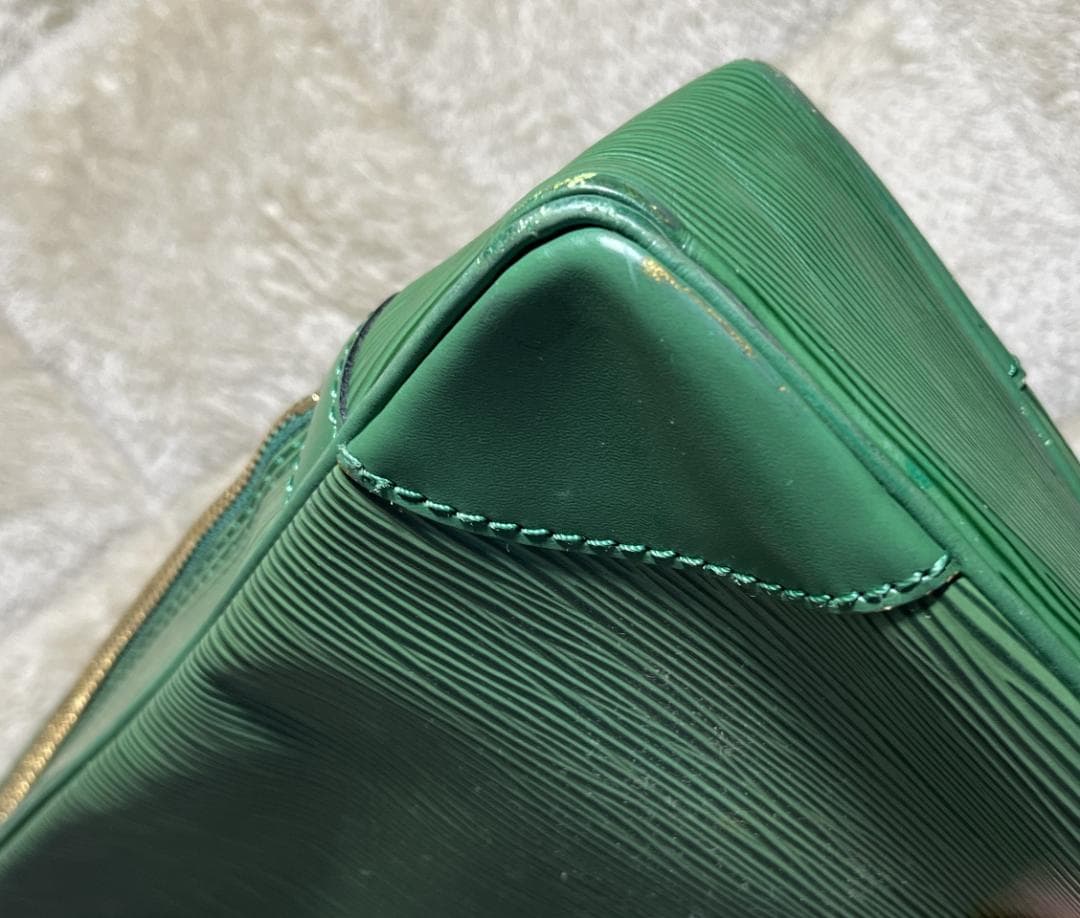 Louis Vuitton エピレザー ビジネスバッグ グリーン