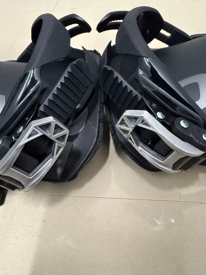 SALOMON district 24-25モデル　ブラック　サイズM