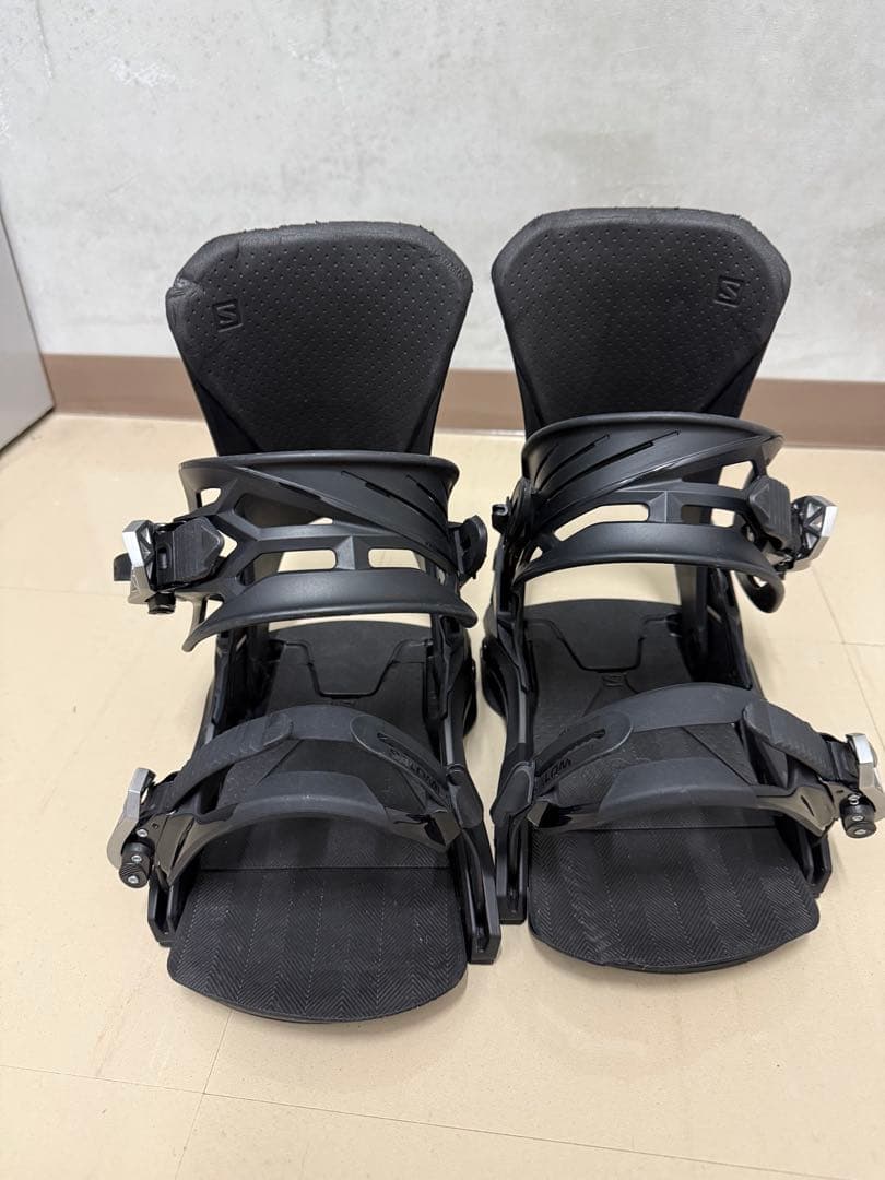 SALOMON district 24-25モデル　ブラック　サイズM