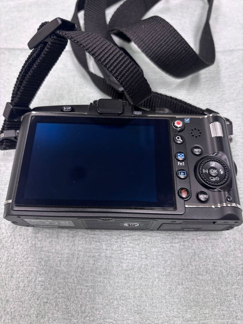 OLYMPUS PEN E-P3 ミラーレス一眼 交換レンズ付き