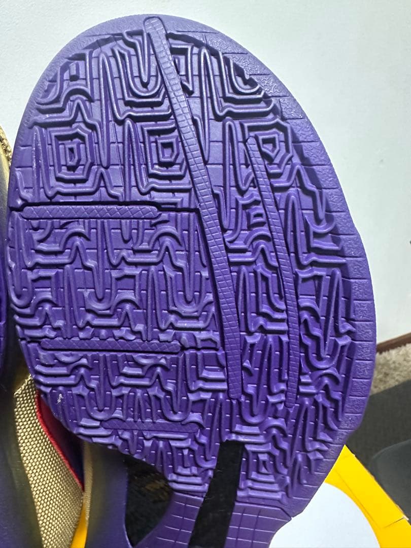 ナイキ　コービー5　プロトロ　UNDEFEATED