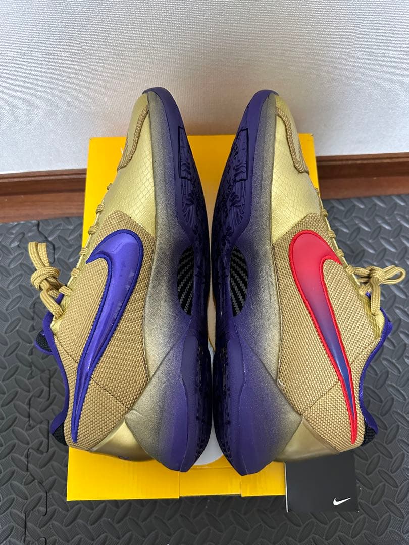 ナイキ　コービー5　プロトロ　UNDEFEATED