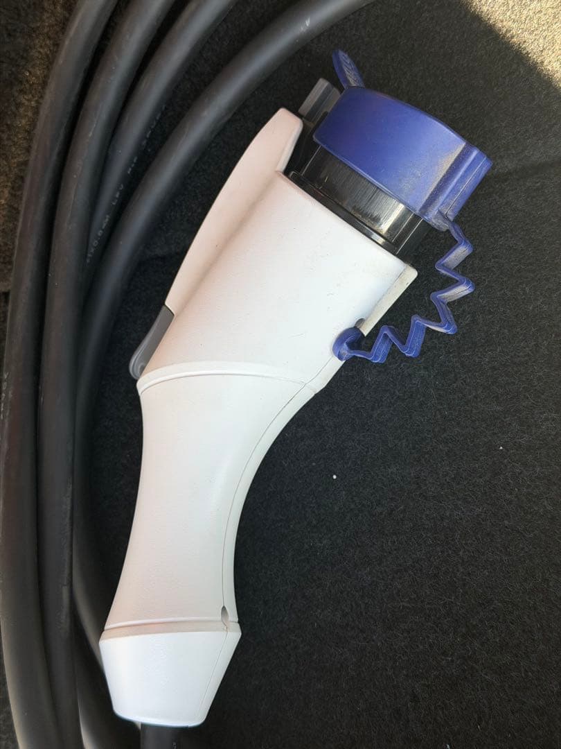 三菱純正　EV車充電ケーブル 200V