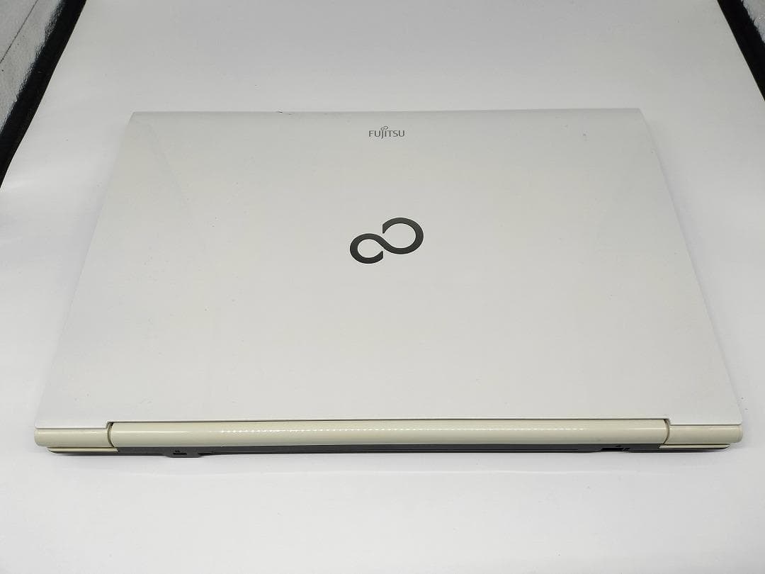 【FUJITSU】爆速Core i7/新品SSD128GBノートパソコン C11