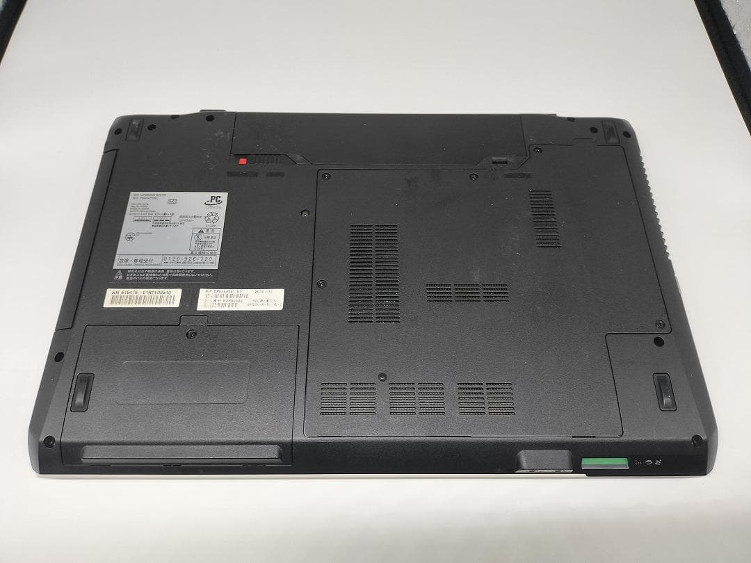 【FUJITSU】爆速Core i7/新品SSD128GBノートパソコン C11