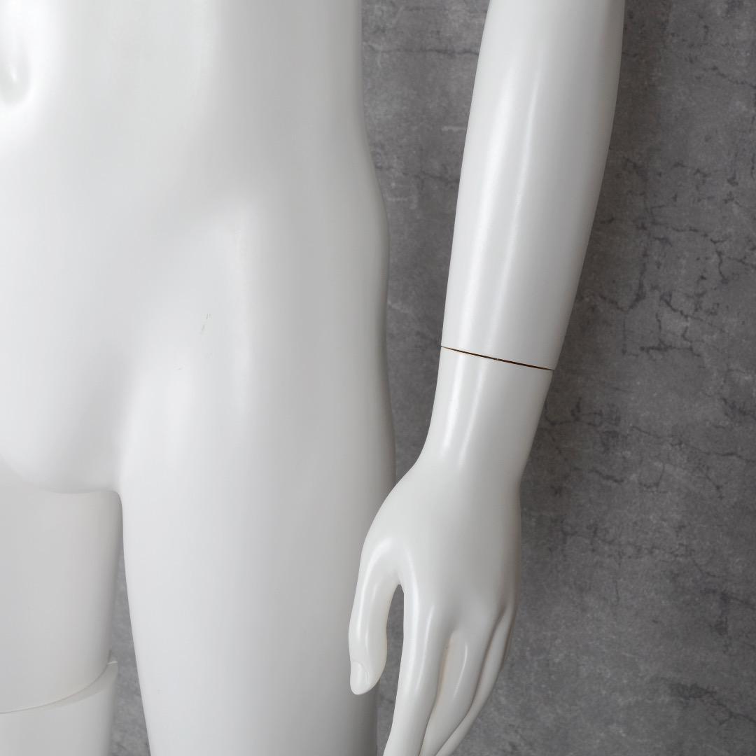 メンズ ヘッドレスマネキン 白 男性 樹脂製 軽量 細マッチョ ボディ 紳士全身