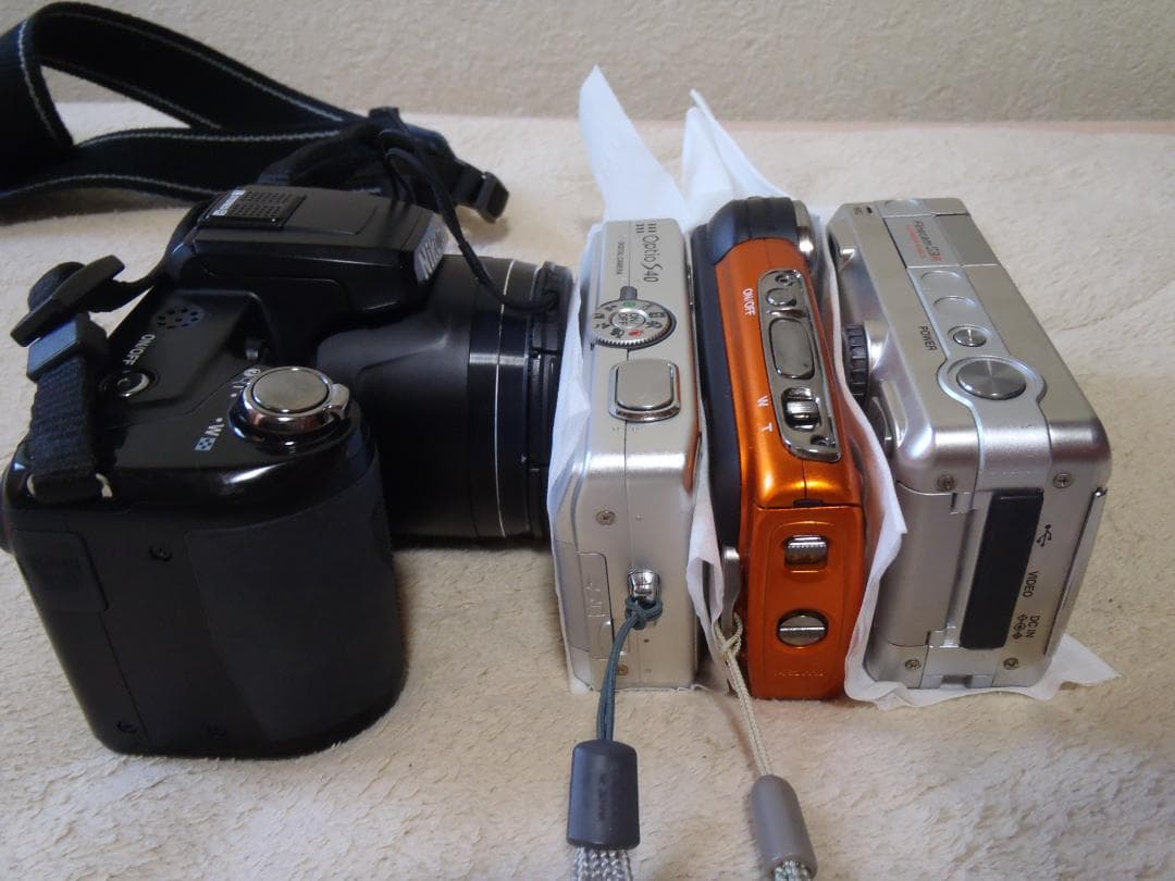 ⭕️４台❤️デジカメ❤️動作品★各メーカー揃い★今は、バッテリー付き