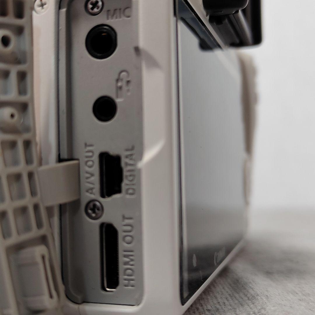 Canon EOS Kiss X7 ホワイト Wレンズ付き 軽量 カメラ女子