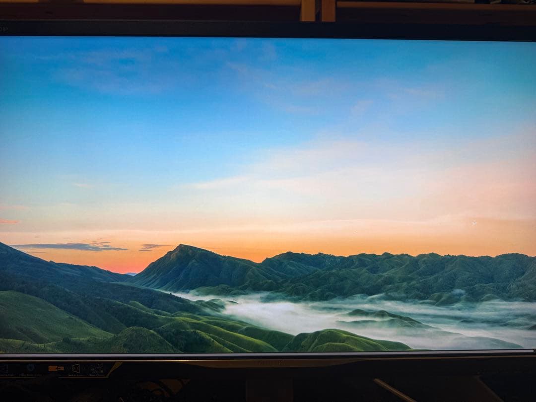 Philips Brilliance 328P（32インチ / 4K）モニター