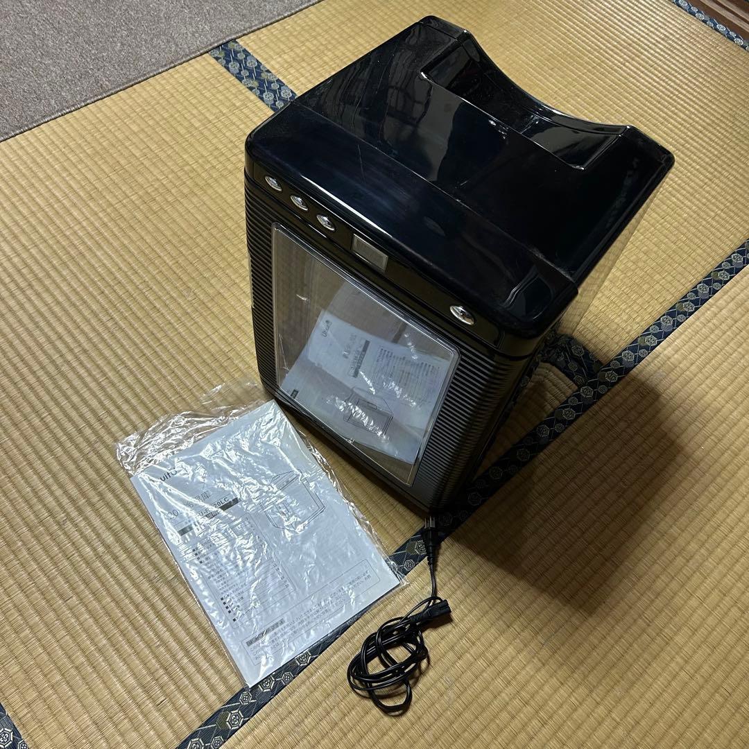 SU-RE20LC 冷温庫 20L 黒