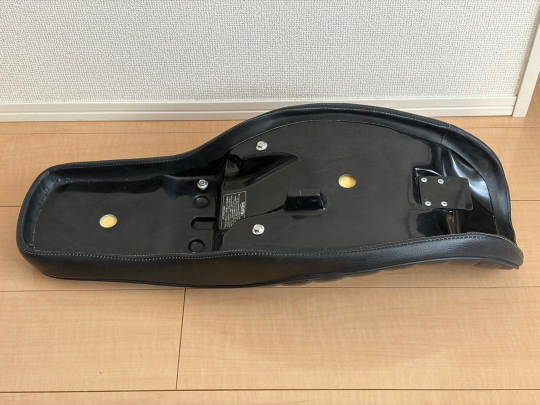 エストレヤ HEAVENS ローダウンシート ブラック/タックロール