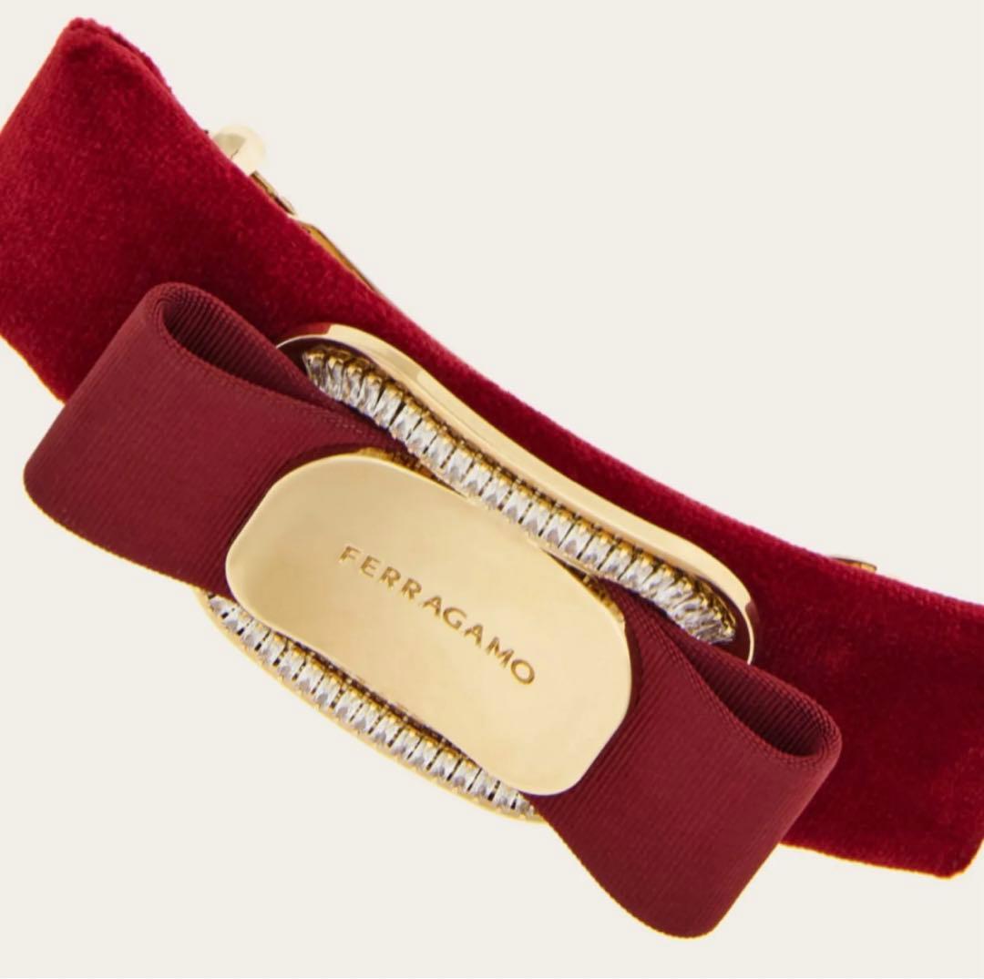 新品未使用　箱保存袋付き　フェラガモ　ビジュー　バレッタ