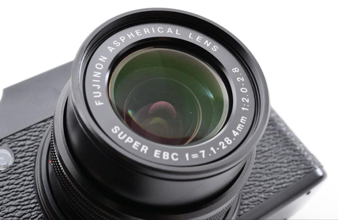 富士フィルムFUJIFILM X10 コンパクトデジタルカメラブラック【美品】