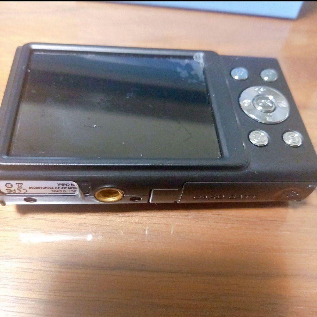 デジタルカメラ4Ｋ4800万画素 説明書バッテリー付きフィルムは、はいでいません