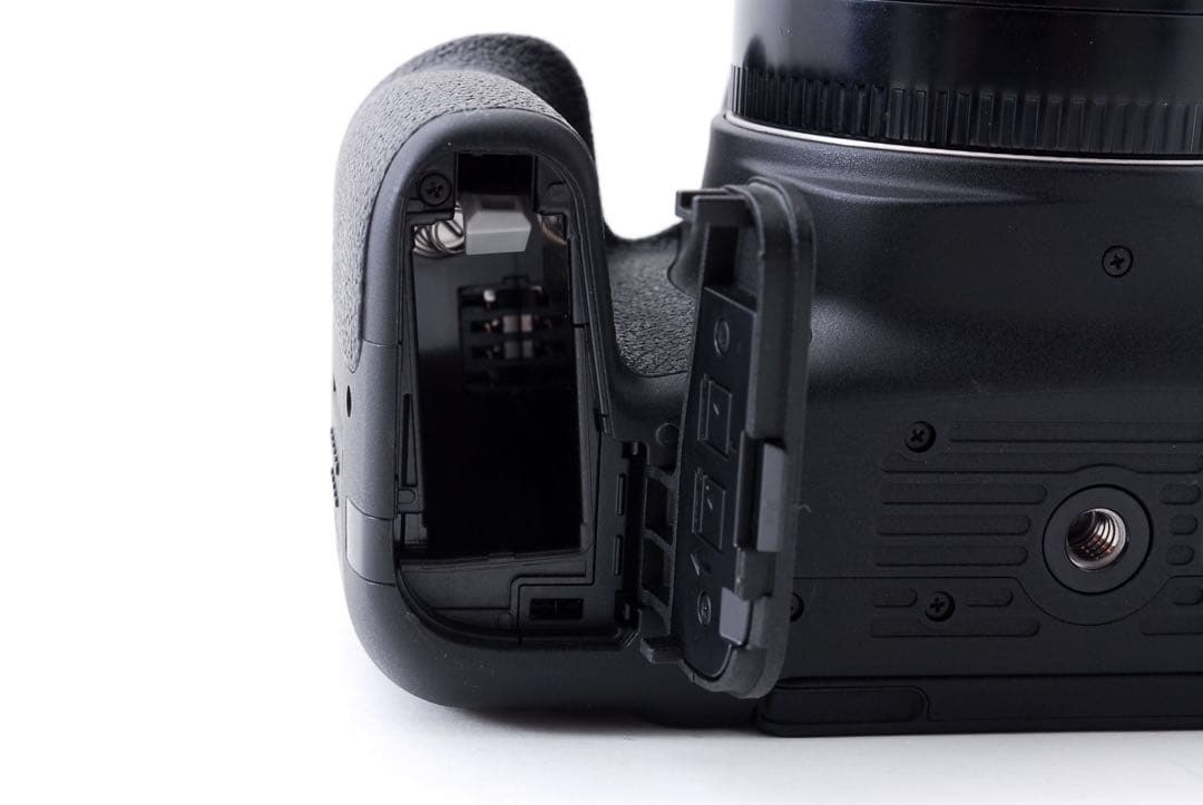 ☆保証付☆キャノン　Canon kiss X9i 標準レンズセット