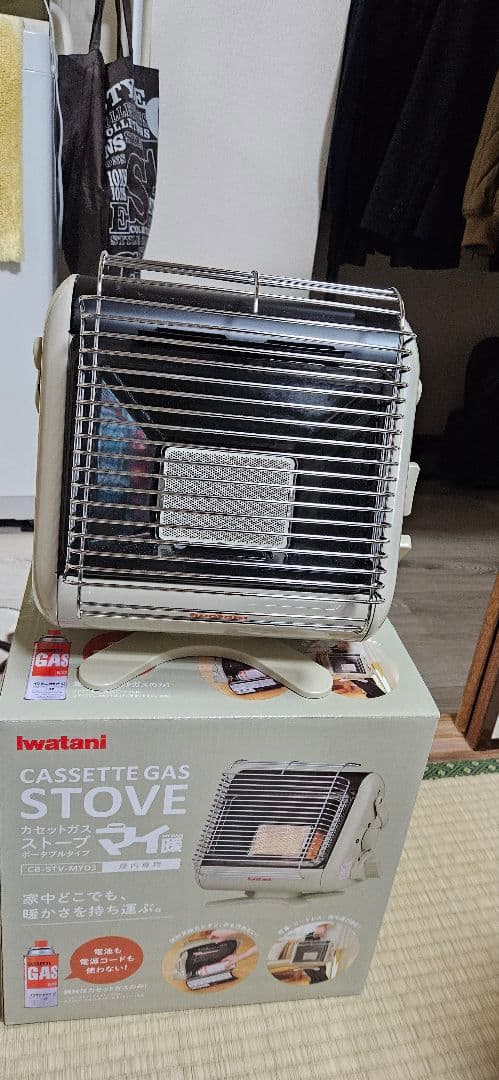 さ*ぃ様 イワタニ カセットガスストーブ マイ暖 cb-stv-myd3