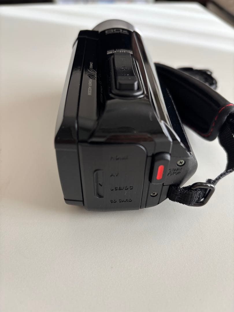 美品！JVCケンウッド Everio GZ-F117-B 動作品　期間限定価格！