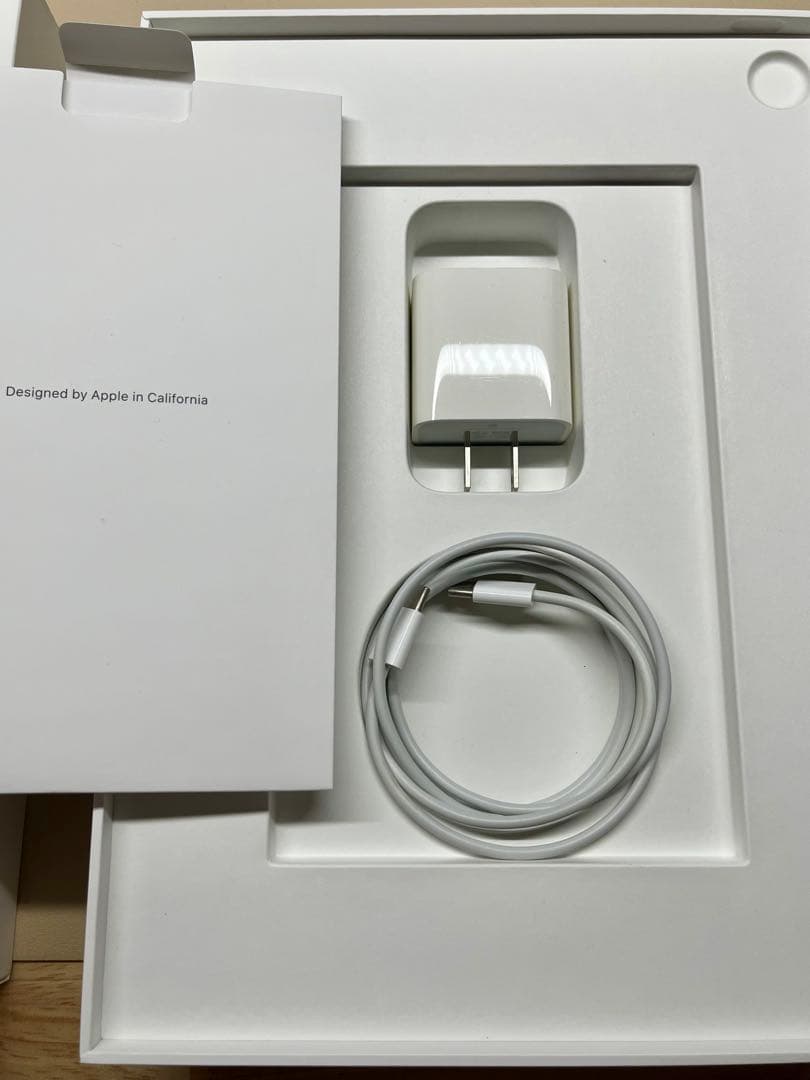 h*。様 【美品】iPad Pro 11インチ 64GB Wi-Fiモデル