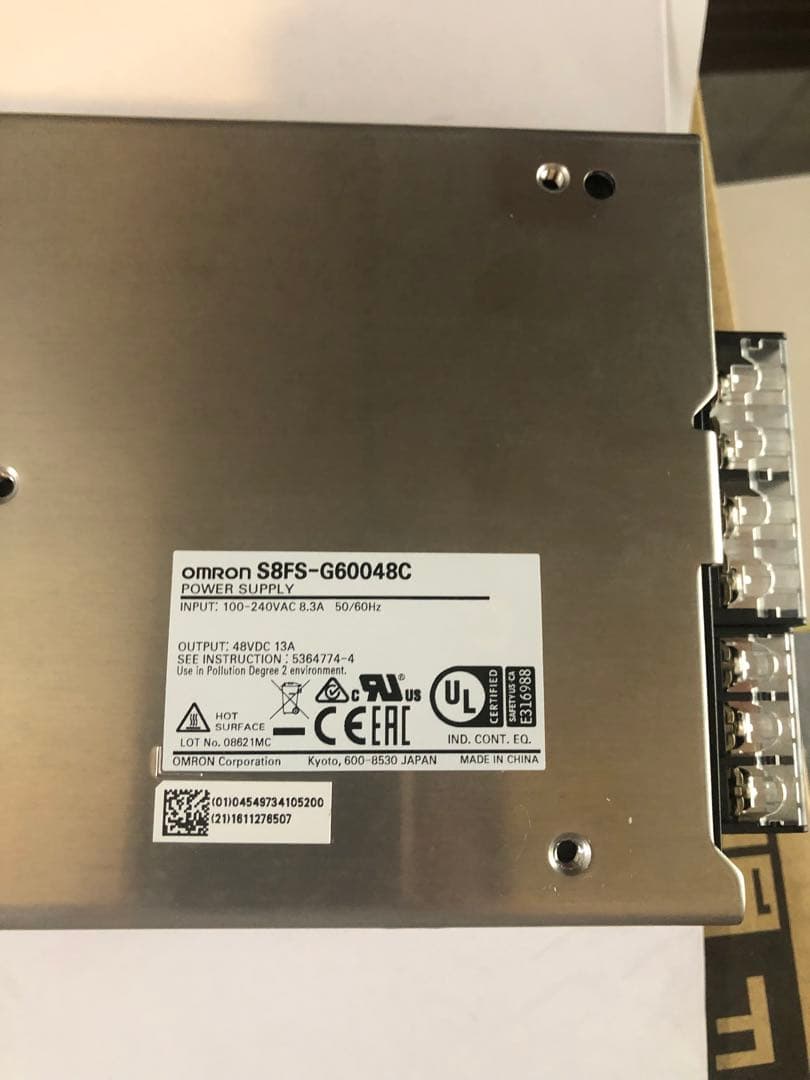OMRON スイッチング電源　S8FS-G60048C