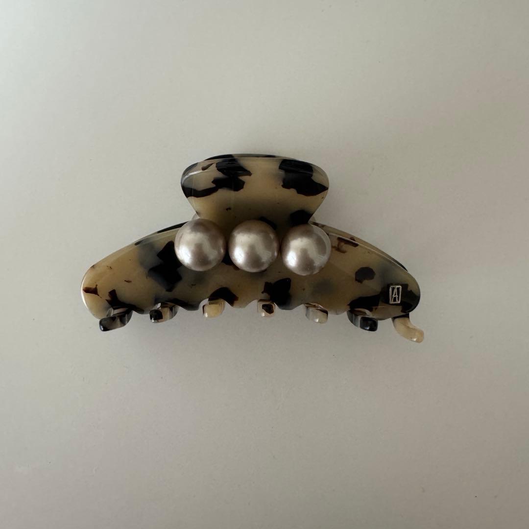 アレクサンドルドゥバリ パール付きヘアクリ ップ