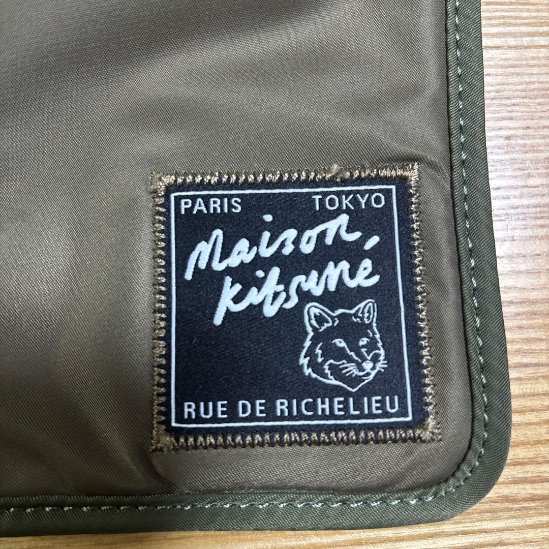 maison kitsuné オリーブ サコッシュ