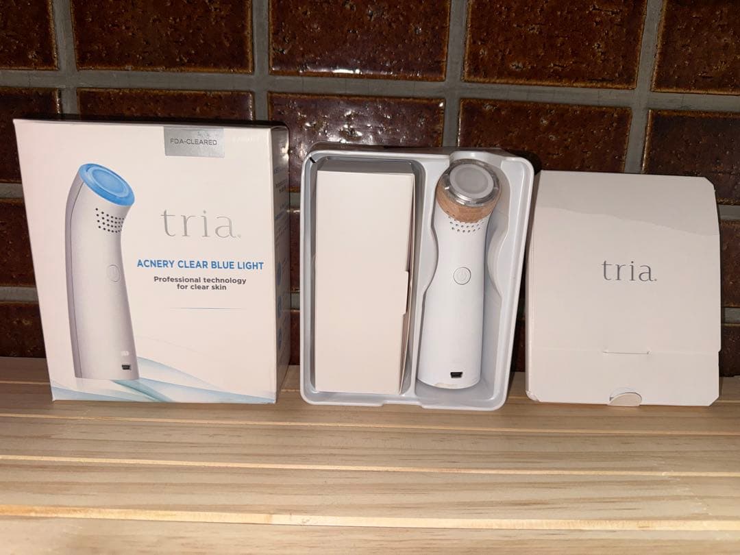 Tria Acnery Clear Blue Light ニキビ