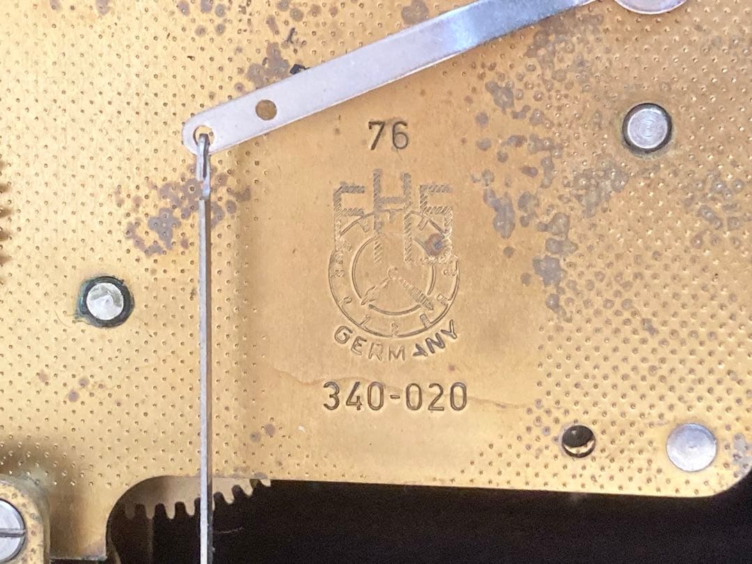 Hermle ヘルムレ ゼンマイ式置き時計 アンティーク時計 ドイツ製